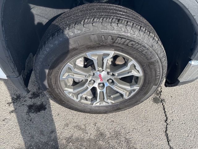 Certified 2025 GMC Sierra 1500 SLT image 38