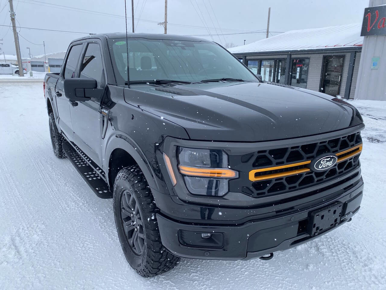 Used 2024 Ford F150 Tremor w/ Bed Utility Package image 4