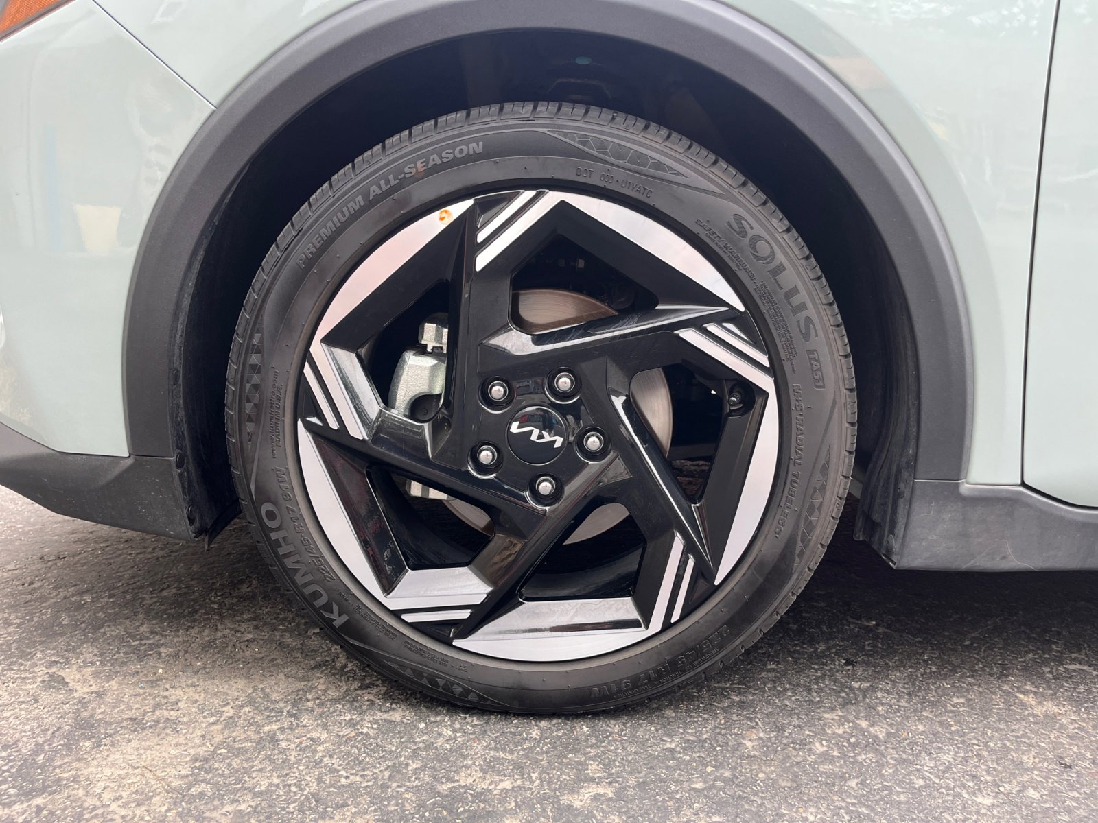 Used 2025 Kia K4 EX image 10