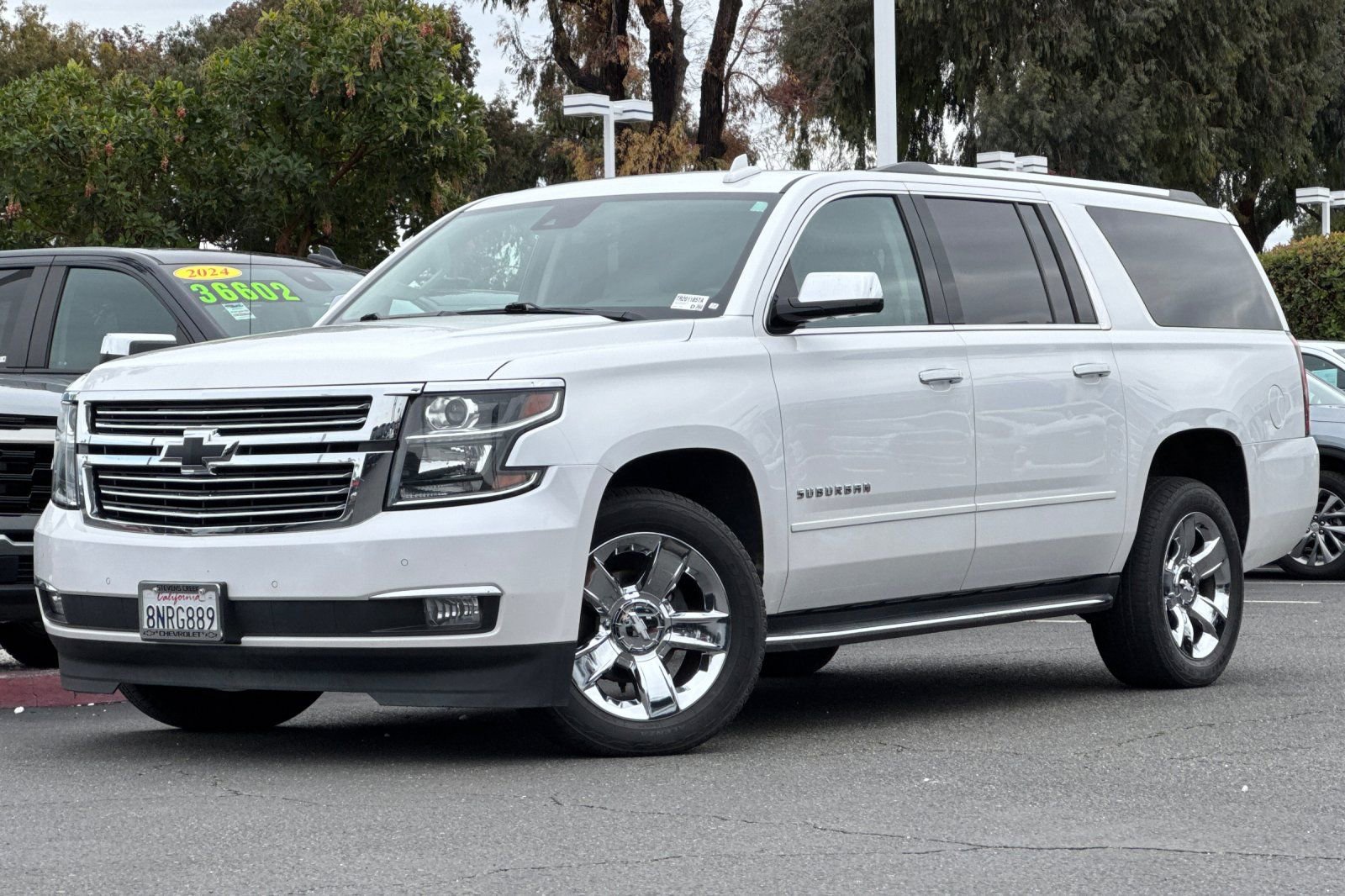 Used 2020 Chevrolet Suburban Premier w/ Max Trailering Package image 9