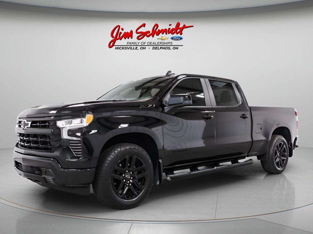 Used 2024 Chevrolet Silverado 1500 RST AWD/4WD image 3