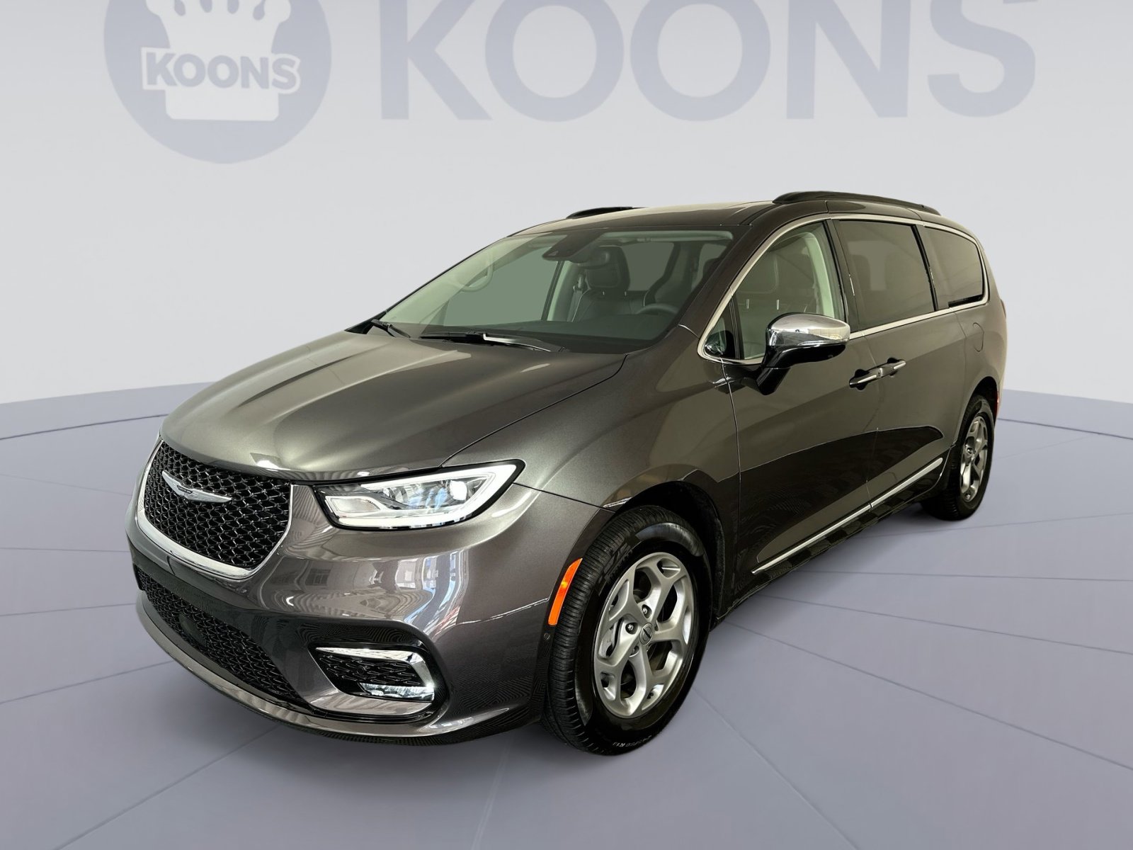 Used 2023 Chrysler Pacifica Limited