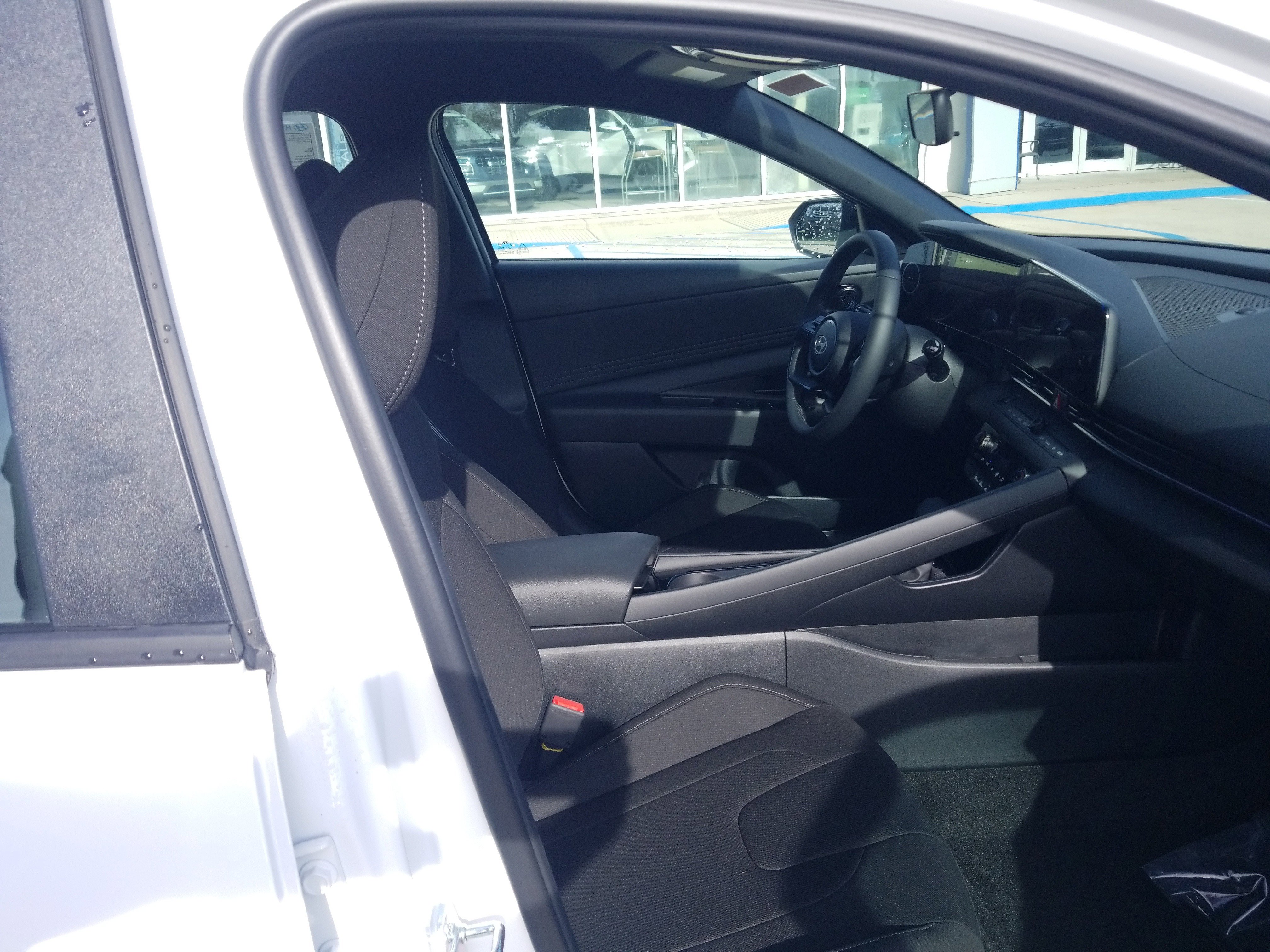 New 2025 Hyundai Elantra SEL image 17