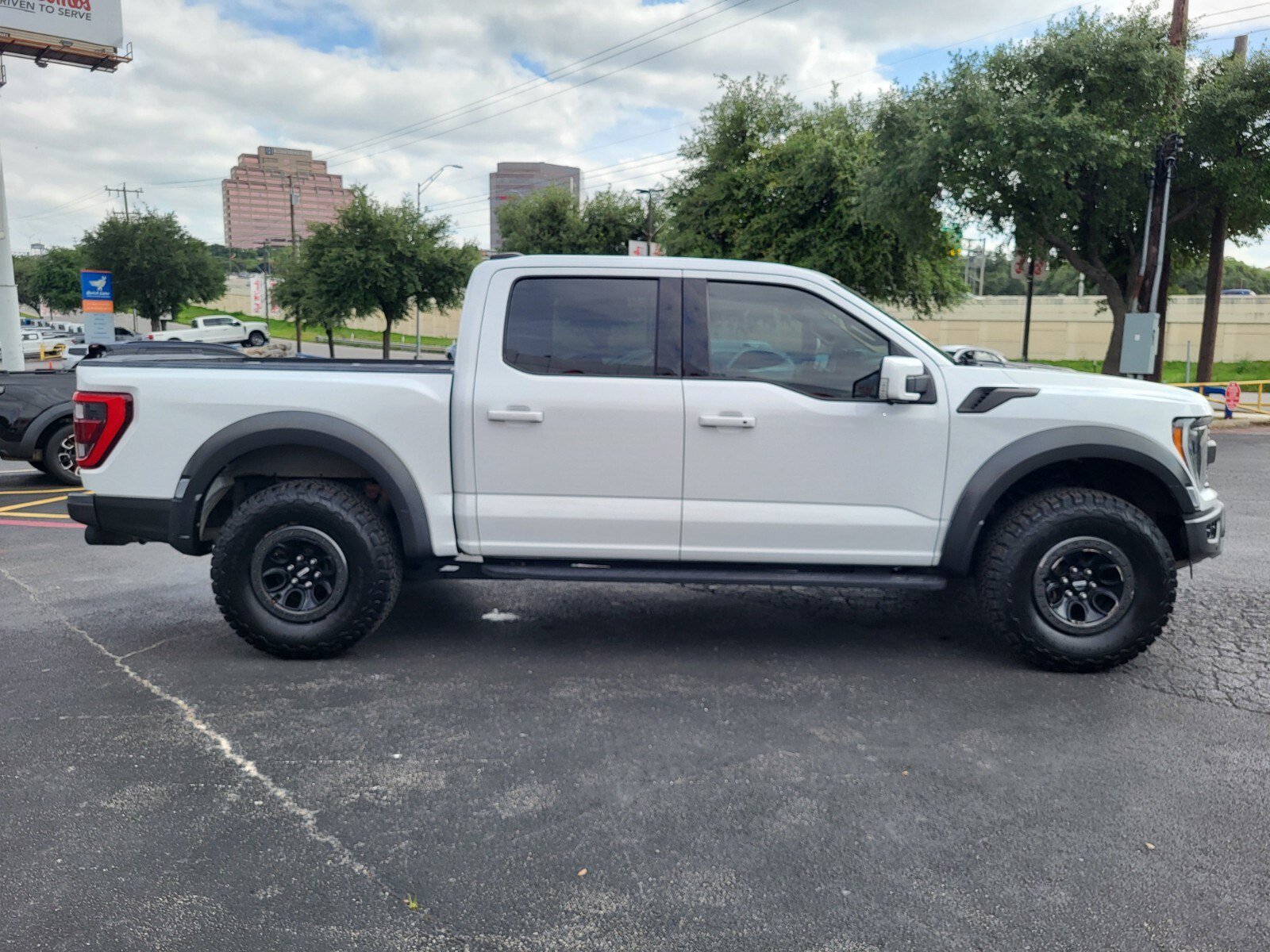 Used 2023 Ford F150 Raptor w/ Raptor Carbon Fiber Package AWD/4WD image 2