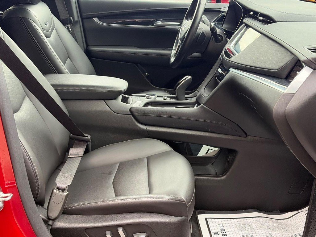 Used 2024 Cadillac XT5 Premium Luxury AWD/4WD image 15