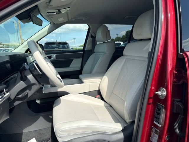 Used 2024 Hyundai Santa Fe SEL AWD/4WD image 2