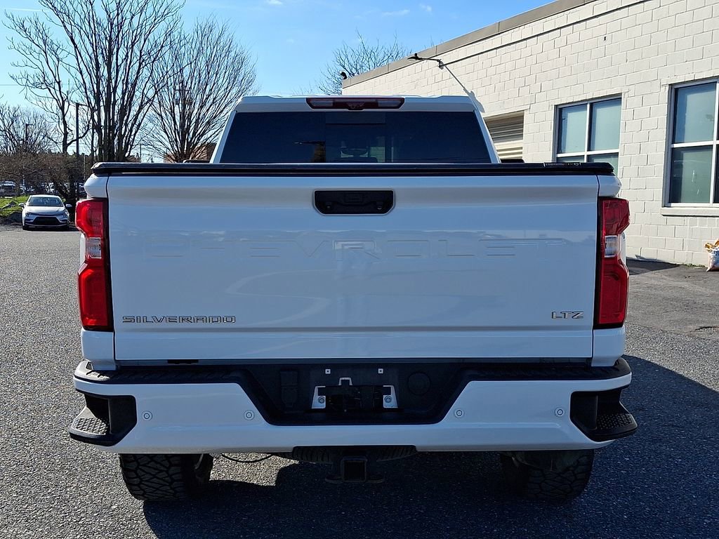 Used 2024 Chevrolet Silverado 2500 LTZ w/ LTZ Plus Package image 6