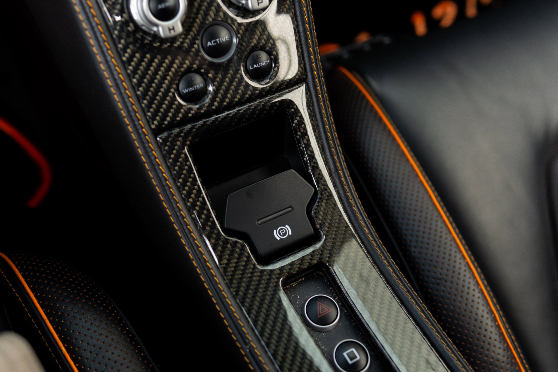 Used 2013 McLaren MP4-12C image 37