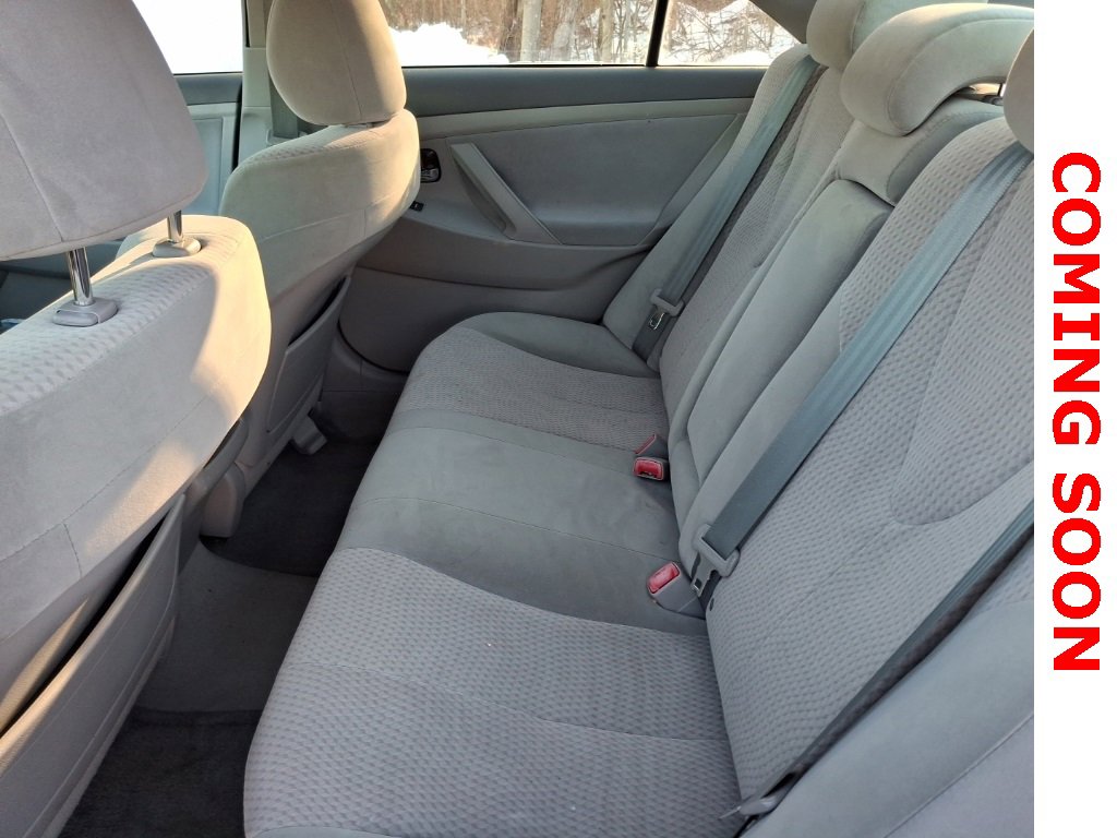 Used 2011 Toyota Camry LE image 7