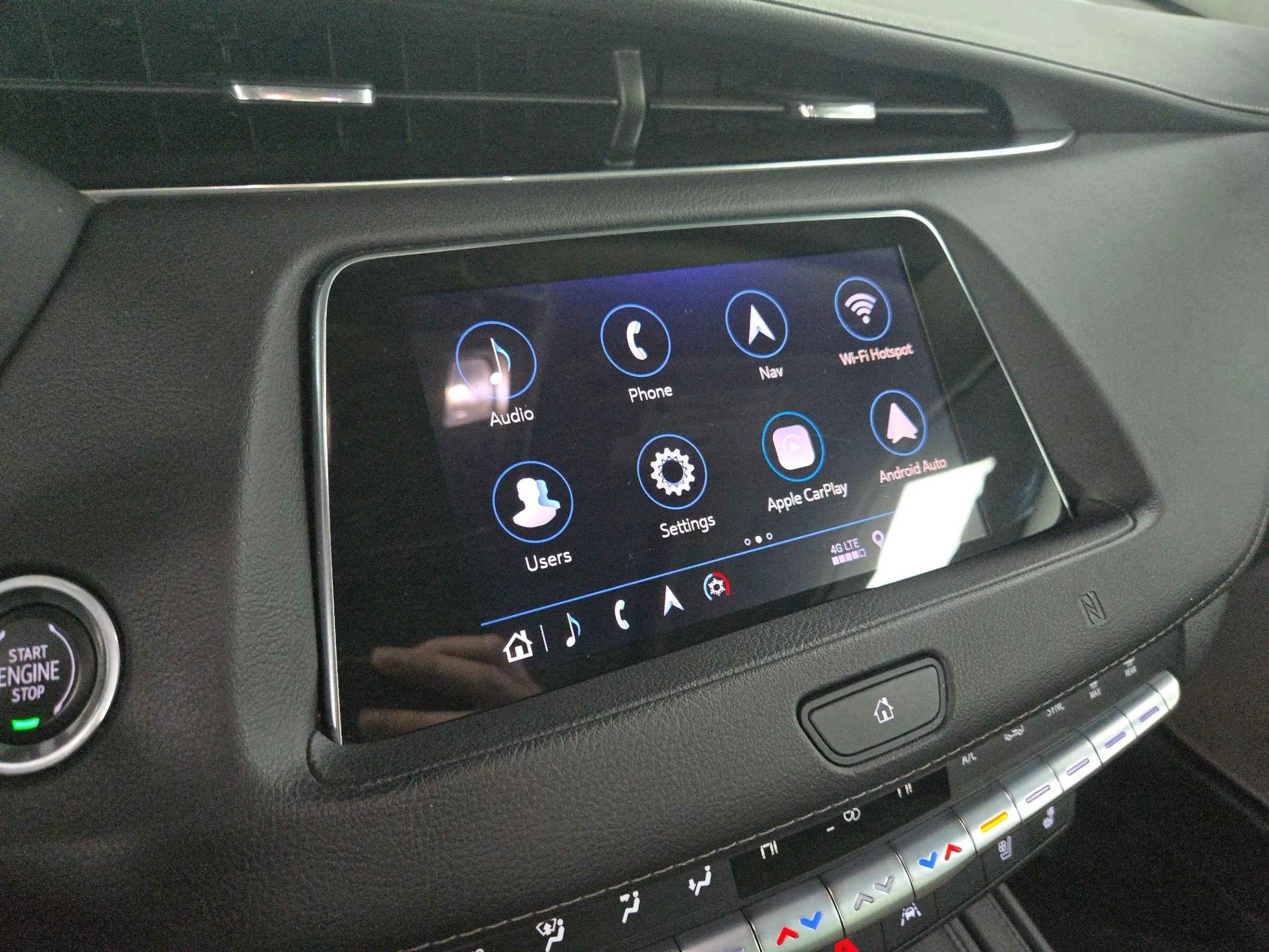 Used 2019 Cadillac XT4 Premium Luxury image 24