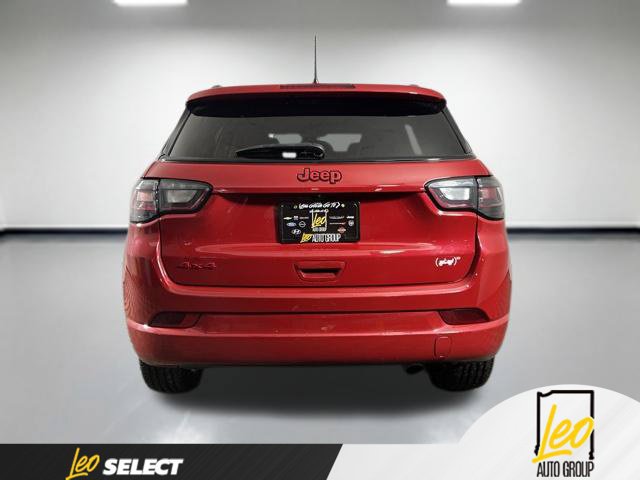 Used 2022 Jeep Compass Limited w/ (RED) Package AWD/4WD image 6