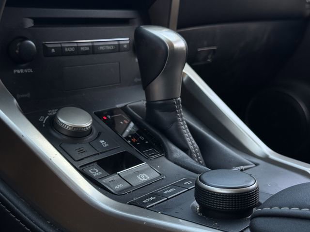 Used 2017 Lexus NX 200t FWD image 19