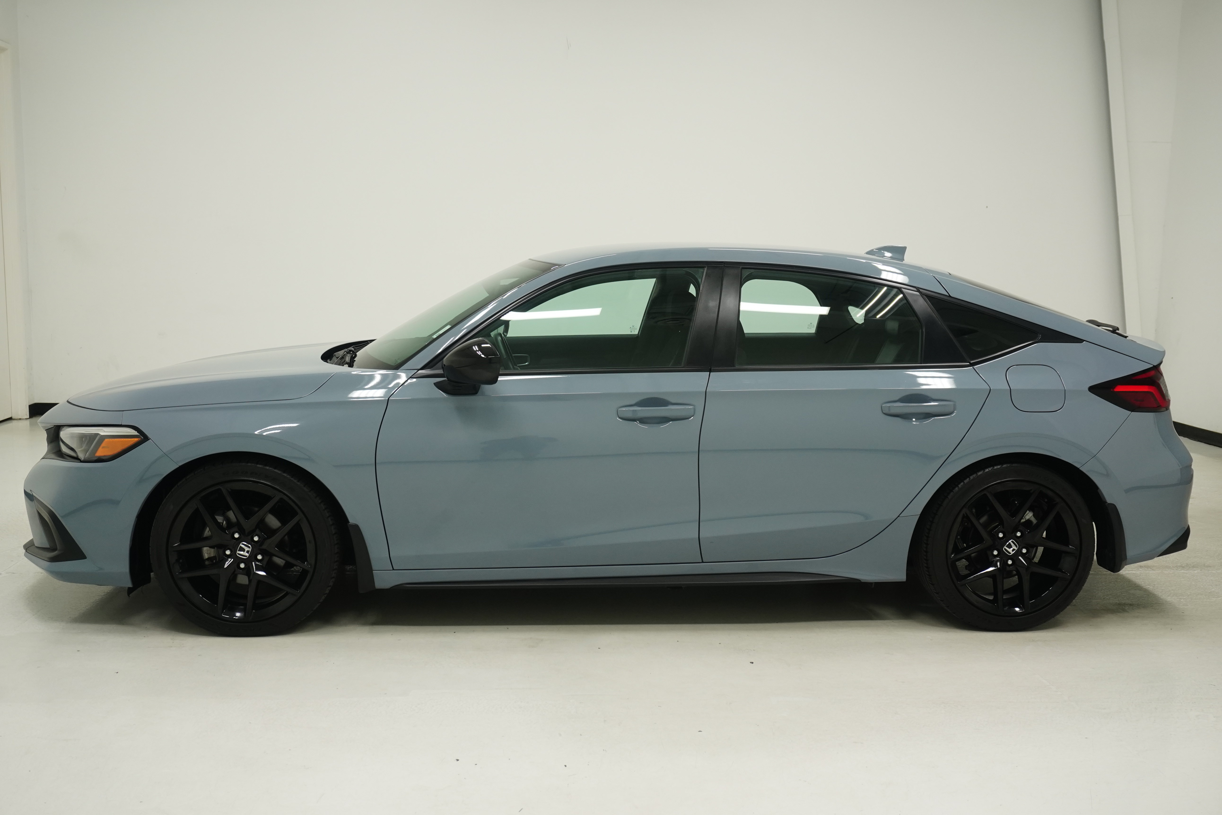Used 2024 Honda Civic Sport image 7