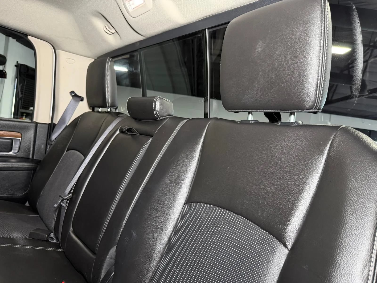 Used 2015 RAM 1500 Laramie w/ Convenience Group AWD/4WD image 22