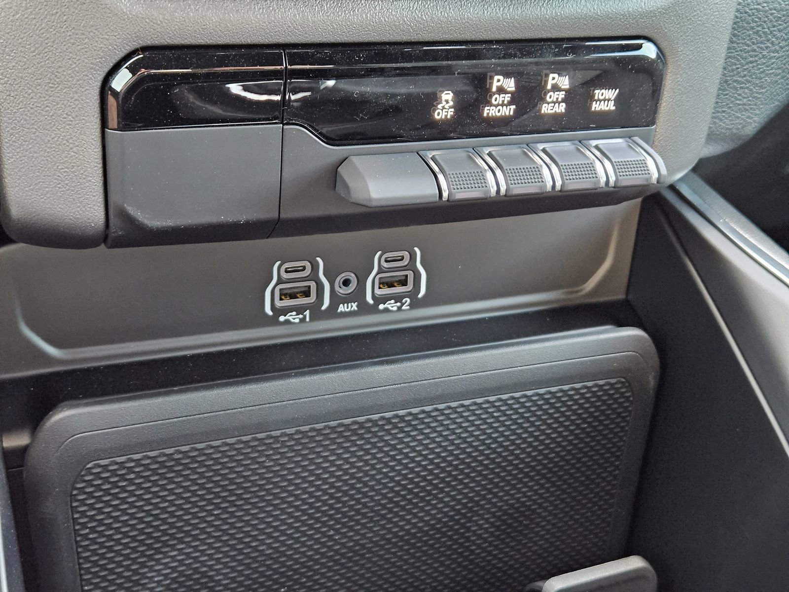 New 2026 RAM 1500 Tradesman AWD/4WD image 21