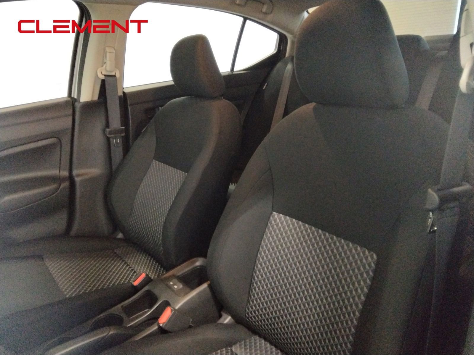 Used 2024 Nissan Versa S w/ Trunk Package image 27