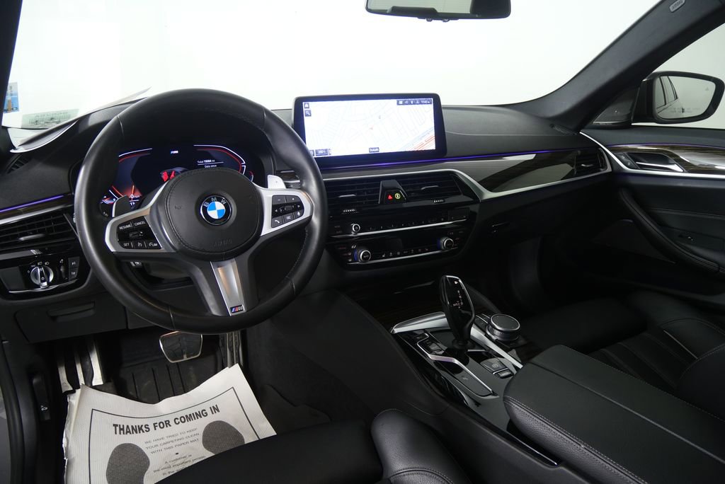 Used 2022 BMW 540i w/ M Sport Package image 16