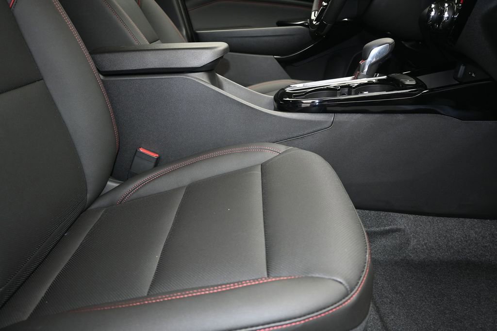 New 2026 Chevrolet Trax RS w/ Sunroof Package FWD image 24