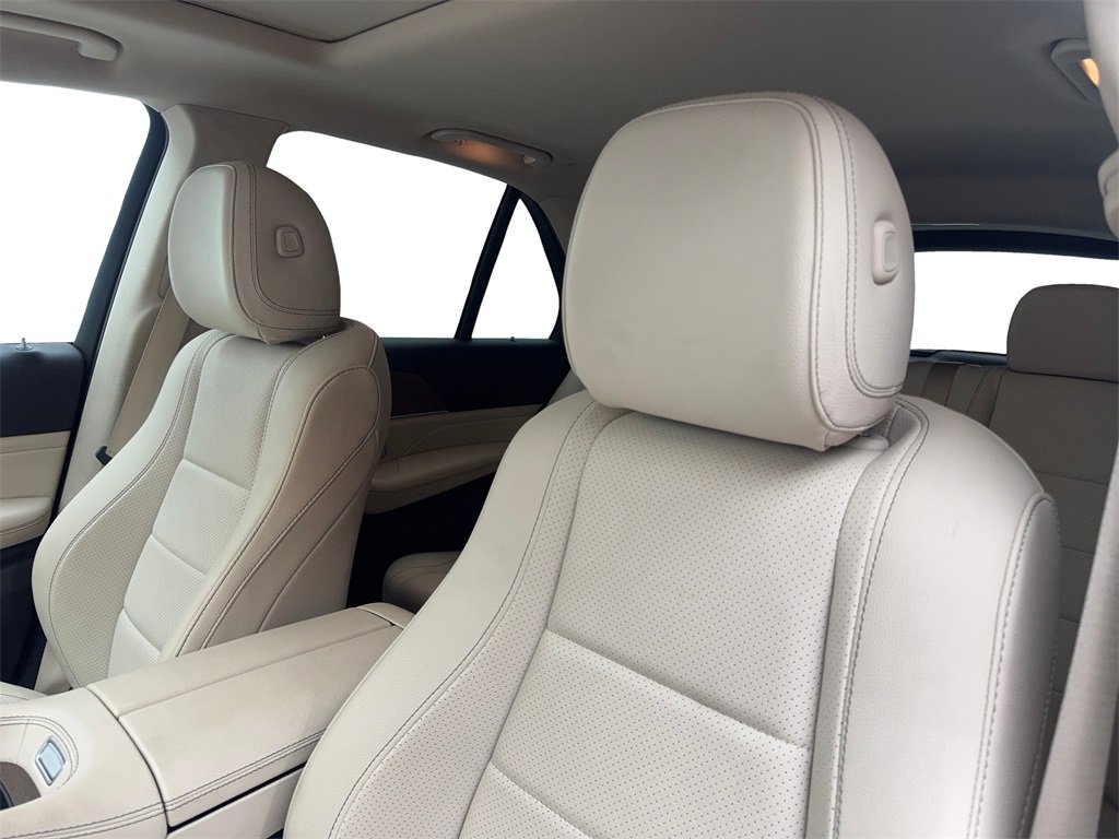 Used 2022 Mercedes-Benz GLE 350 w/ AMG Line Exterior image 26