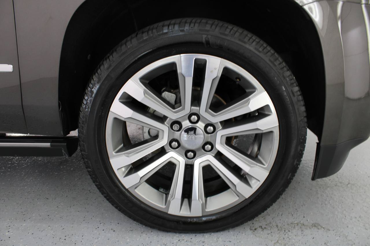 Used 2019 GMC Yukon XL Denali w/ Denali Ultimate Package AWD/4WD image 89
