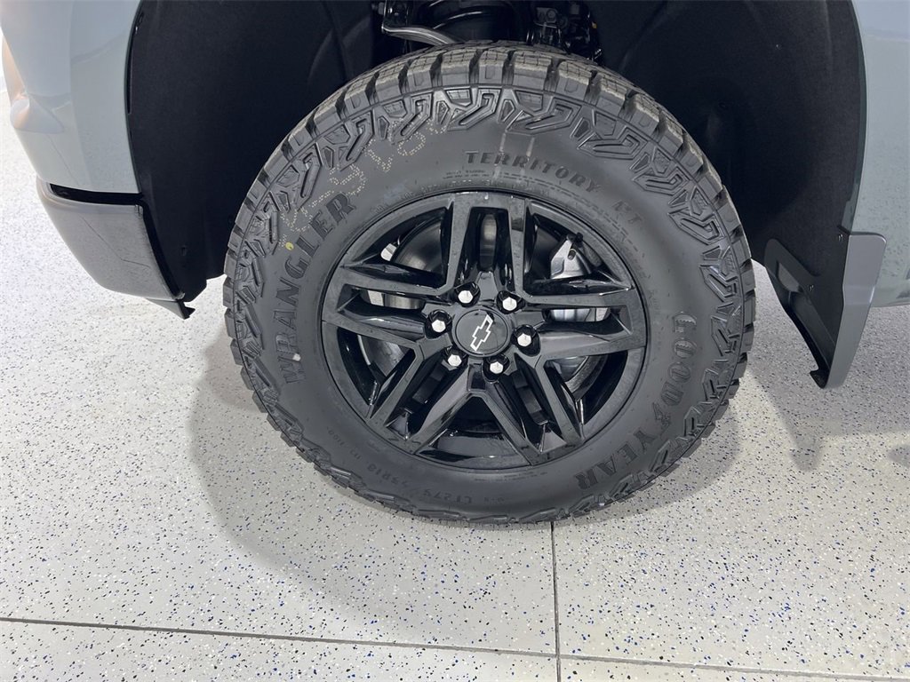 New 2026 Chevrolet Silverado 1500 Custom Trail Boss w/ LPO, Dark Essentials Package image 29