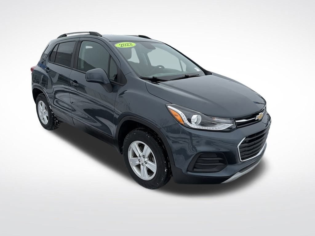 Used 2022 Chevrolet Trax LT w/ LT Convenience Package video 3