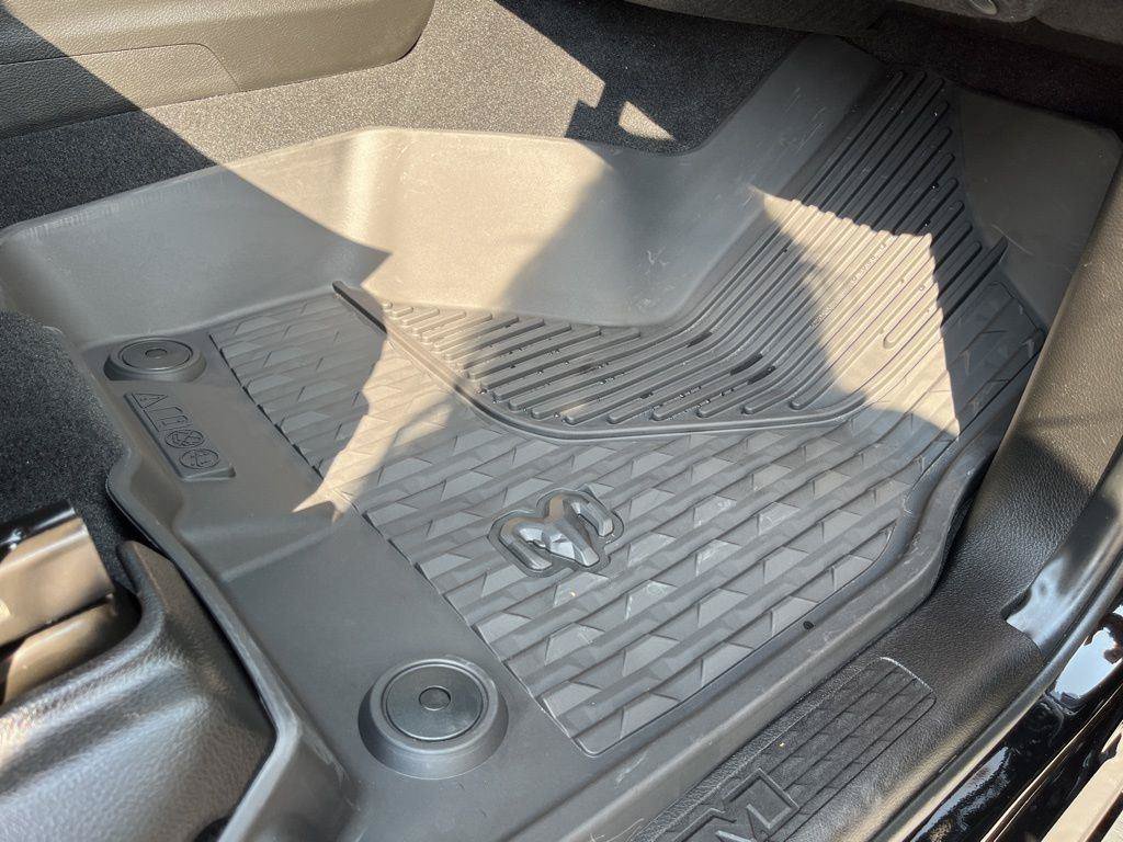 New 2025 RAM 2500 Big Horn AWD/4WD image 35