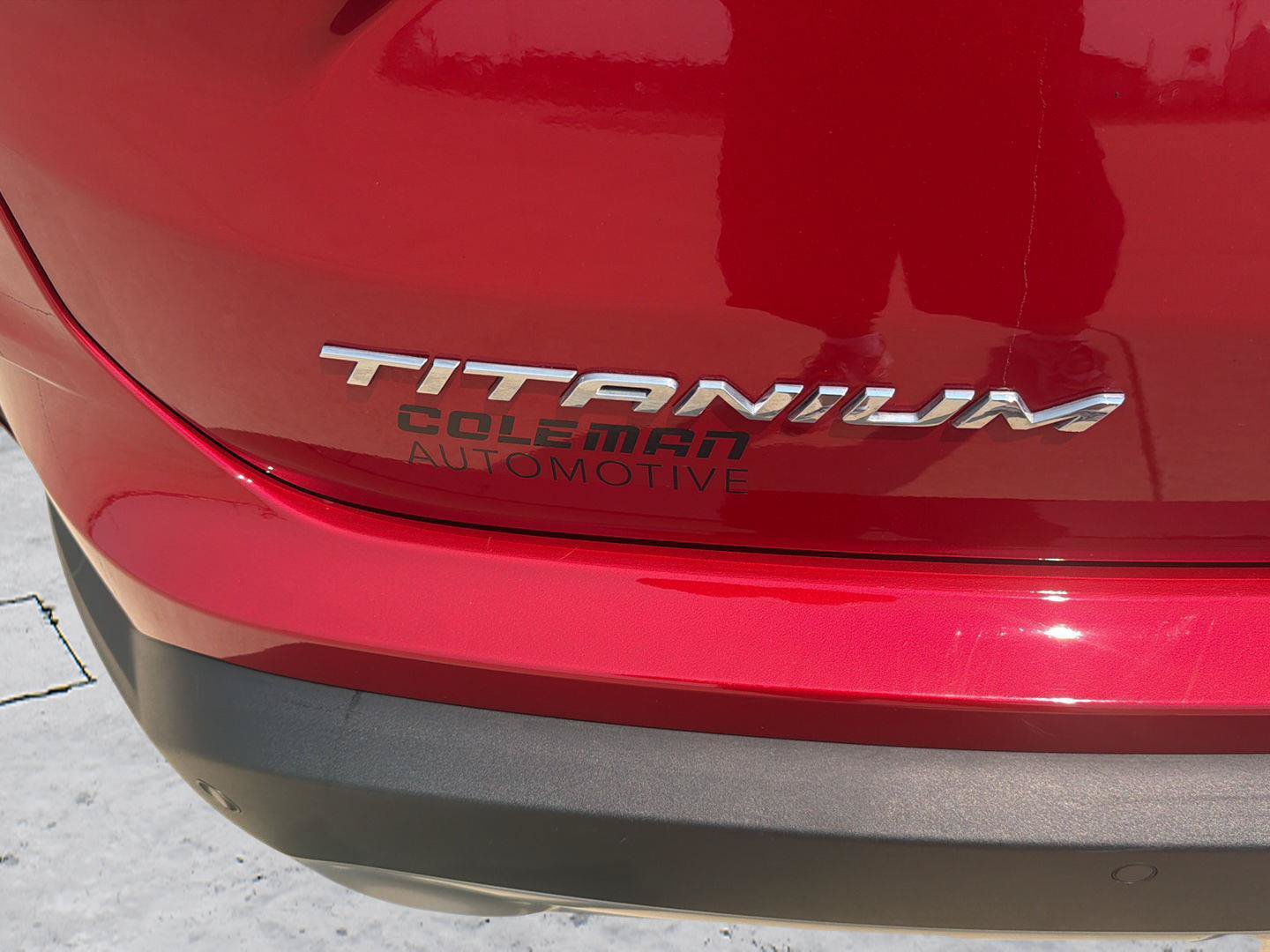 Used 2022 Ford Edge Titanium w/ Class II Trailer Tow Package AWD/4WD image 33