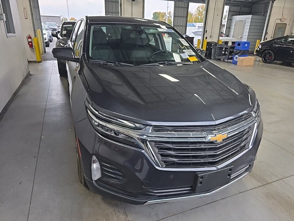 Used 2023 Chevrolet Equinox LT FWD image 1