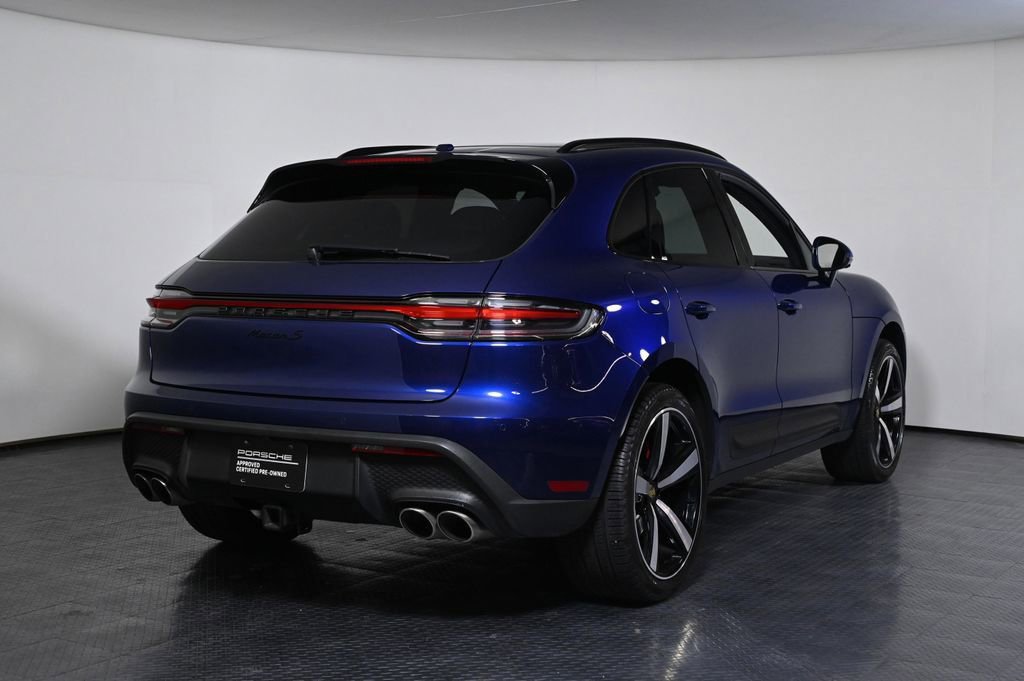 Certified 2024 Porsche Macan S AWD/4WD image 7