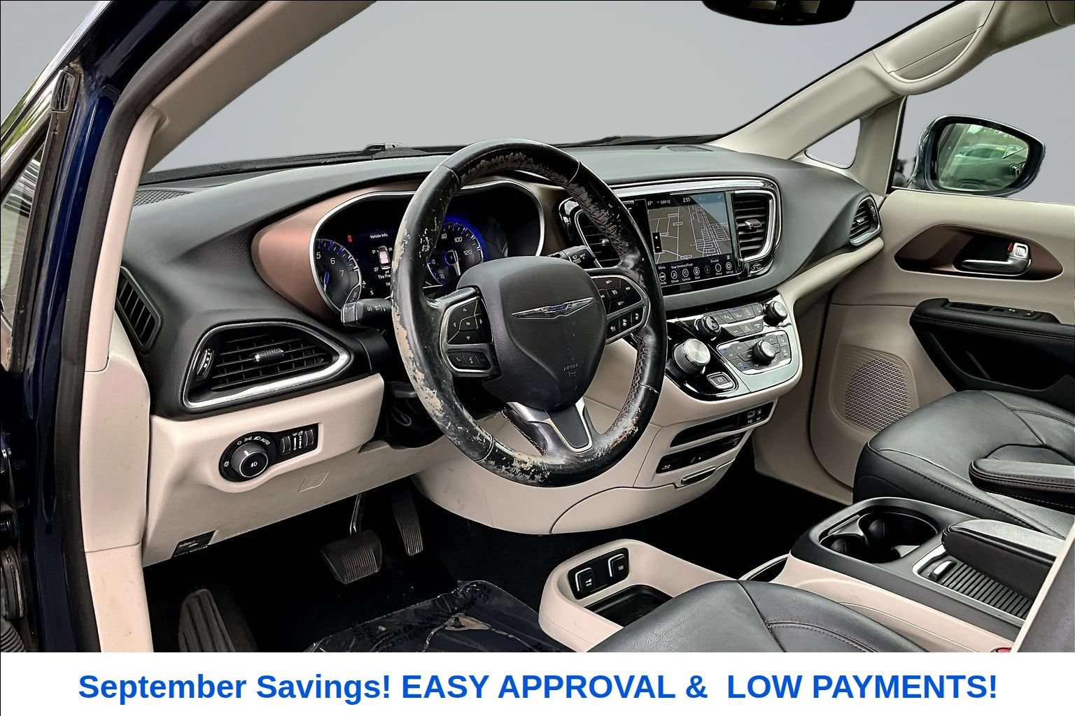Used 2019 Chrysler Pacifica Touring-L Plus FWD image 16