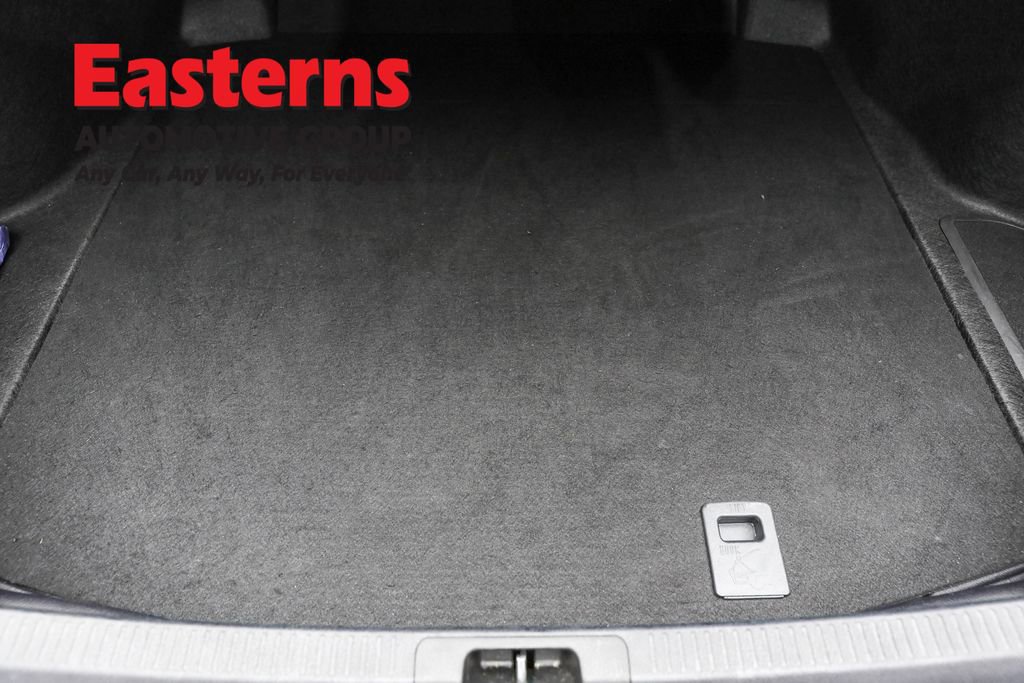 Used 2025 Toyota Camry LE image 9