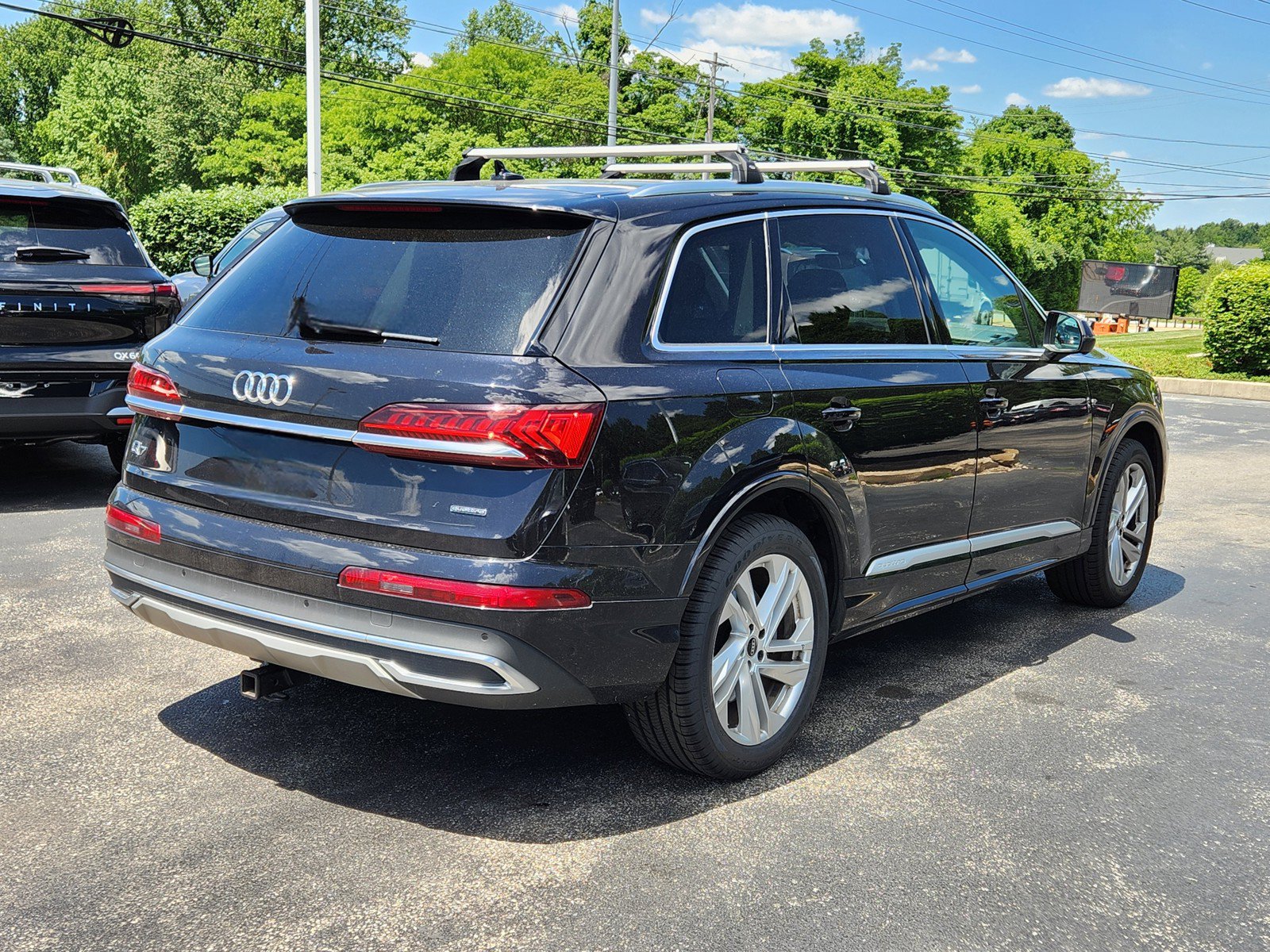 Used 2021 Audi Q7 2.0T Premium Plus w/ Premium Plus Package AWD/4WD image 4