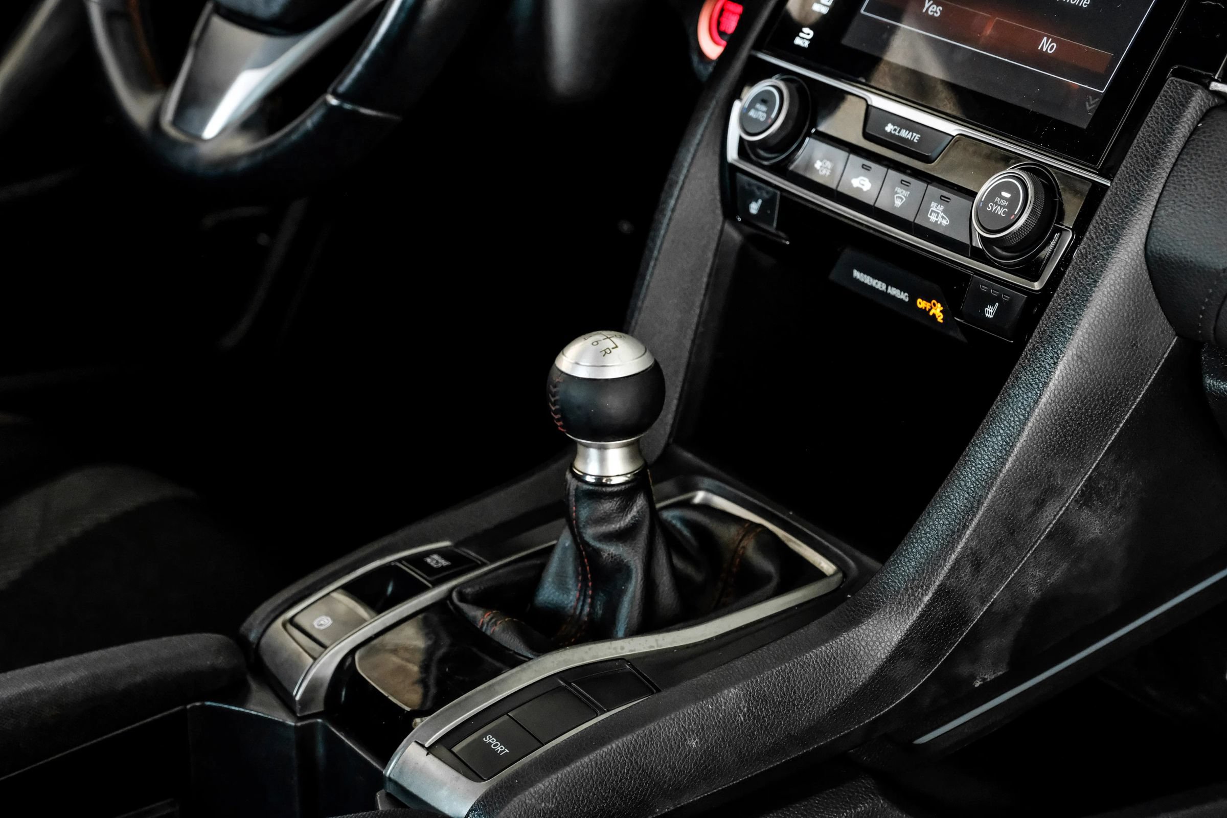 Used 2018 Honda Civic Si image 22
