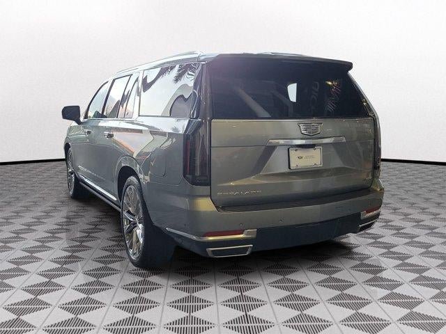 Certified 2026 Cadillac Escalade ESV Platinum Luxury AWD/4WD image 3