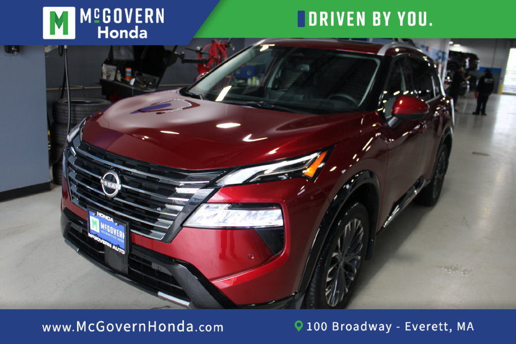 Used 2025 Nissan Rogue Platinum AWD/4WD image 1