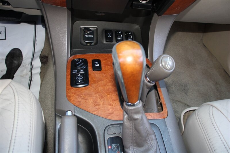 Used 2004 Lexus GX 470 AWD/4WD image 8