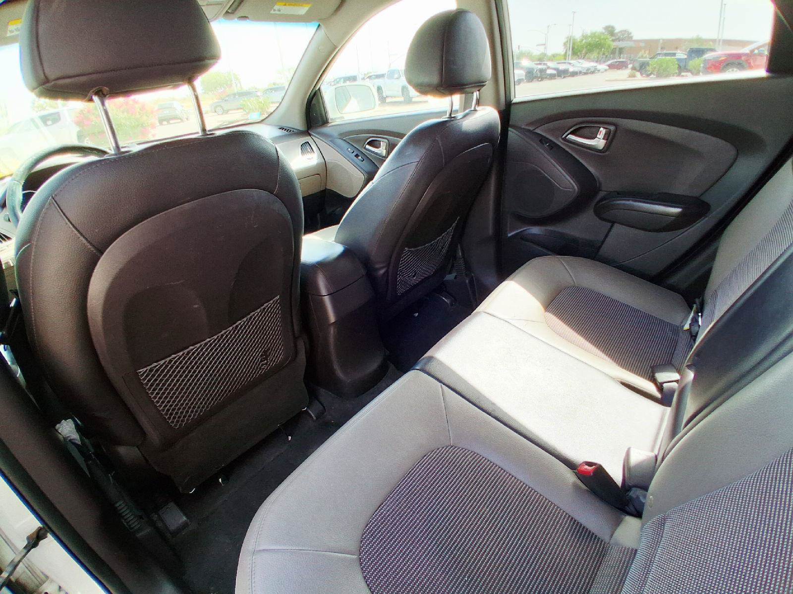 Used 2013 Hyundai Tucson GLS AWD/4WD image 18