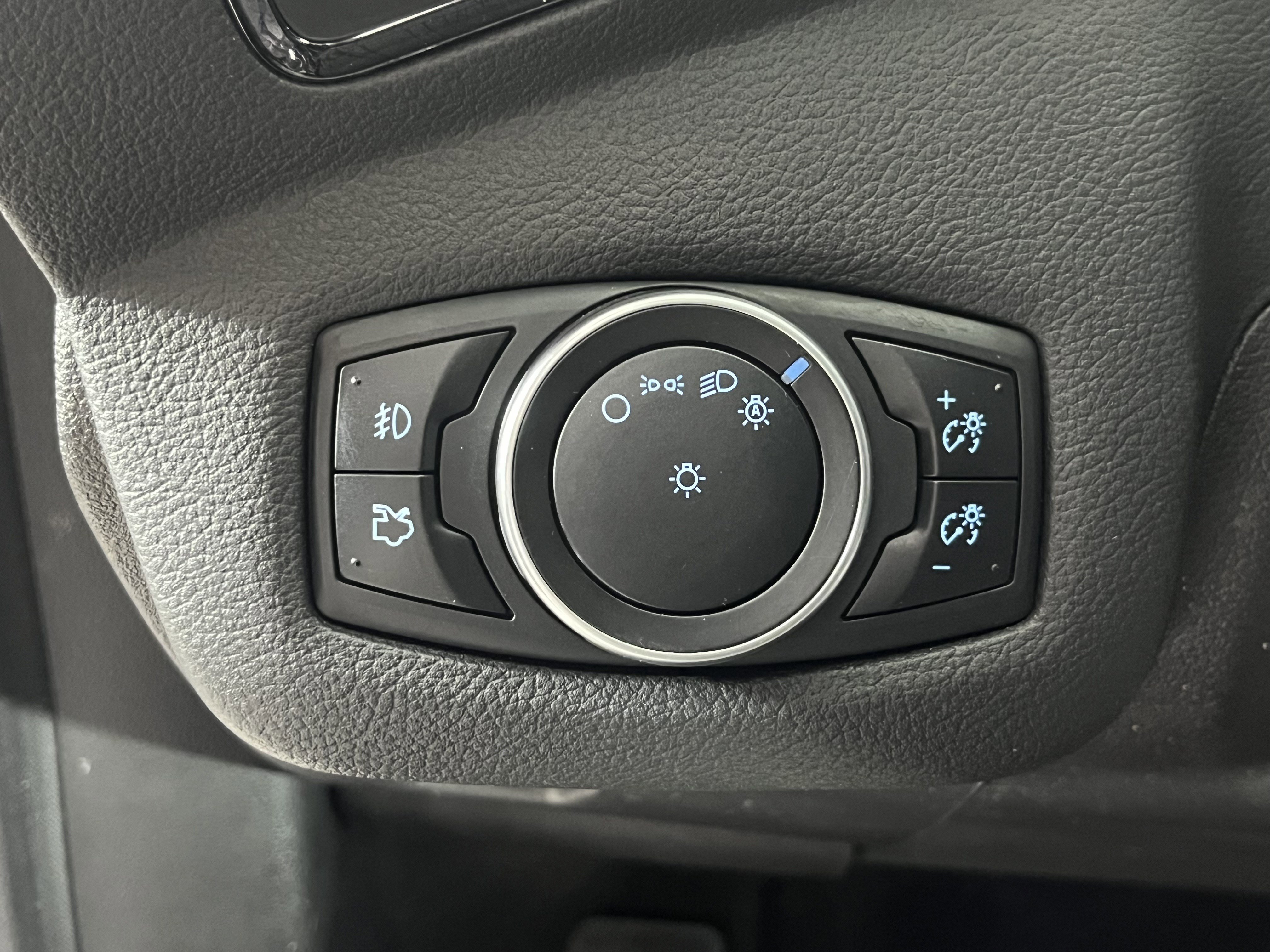 Used 2016 Ford Escape Titanium w/ Equipment Group 301A image 21