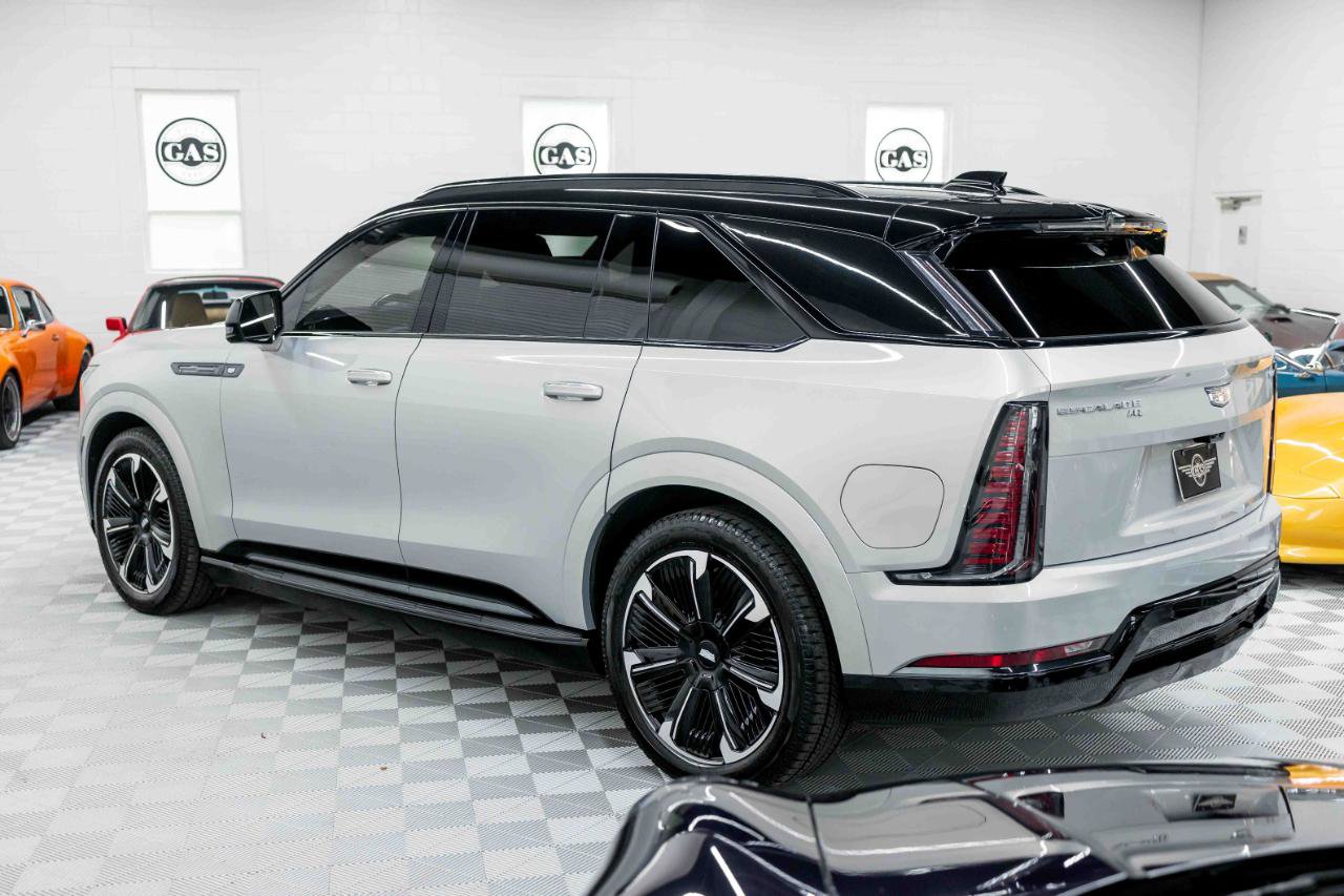 Used 2025 Cadillac Escalade IQ Sport 2 AWD/4WD image 9