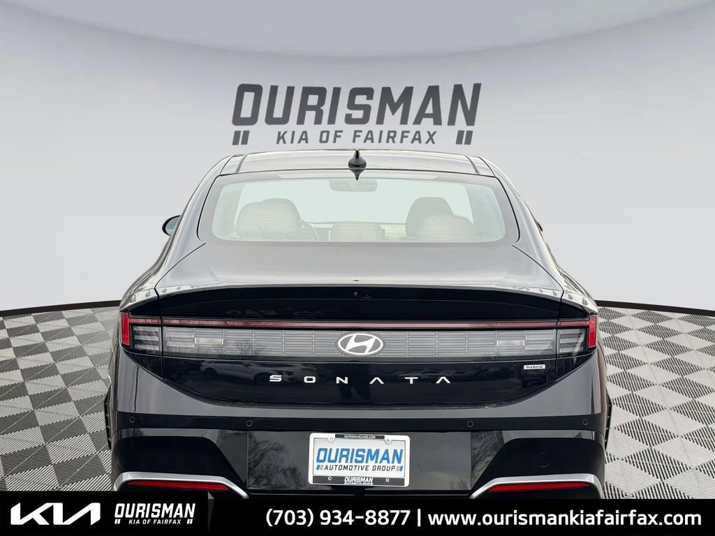 Used 2024 Hyundai Sonata Limited image 4
