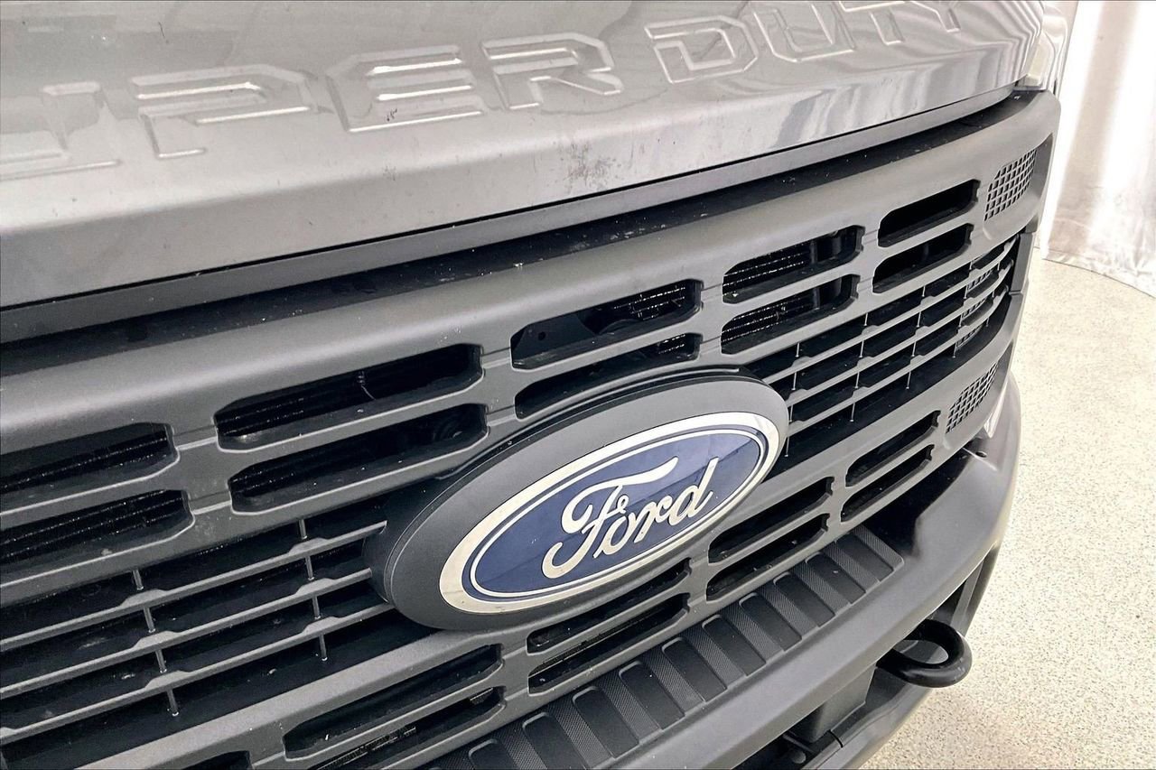Used 2025 Ford F250 XL RWD image 7