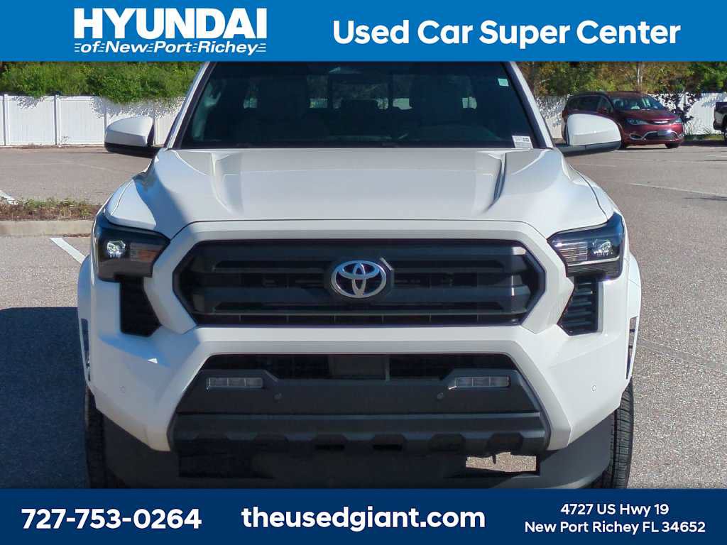 Used 2024 Toyota Tacoma SR5 w/ SR5 Upgrade Package RWD image 8
