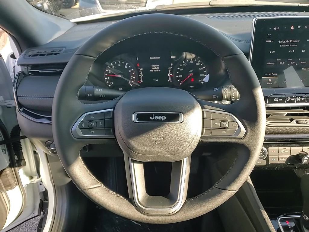 New 2026 Jeep Compass Latitude image 12