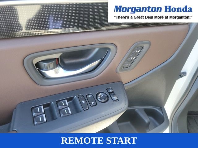 Used 2025 Honda Pilot Elite image 9