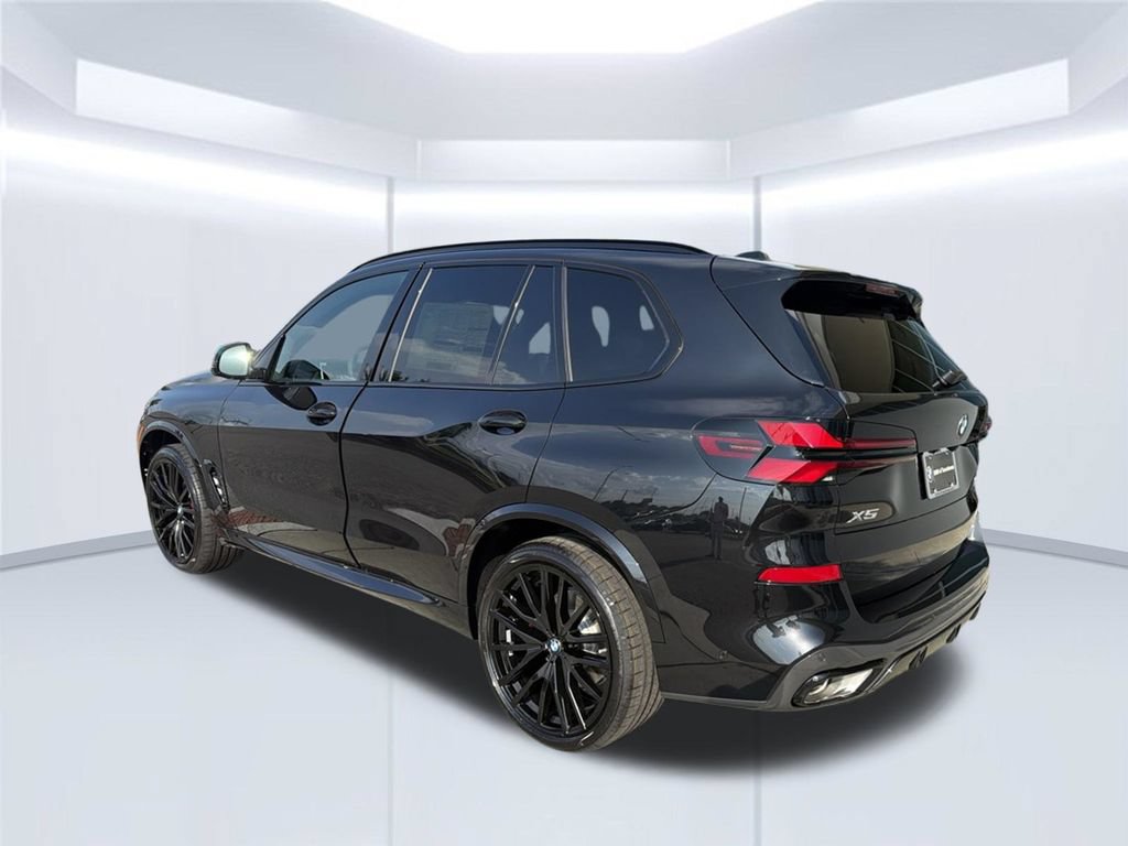 New 2026 BMW X5 xDrive40i w/ M Sport Package AWD/4WD image 4