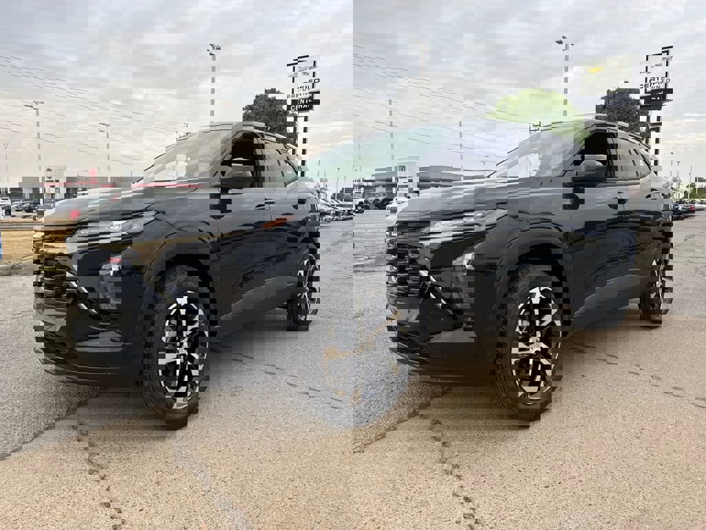 New 2026 Chevrolet Trax RS w/ Driver Confidence Package video 2