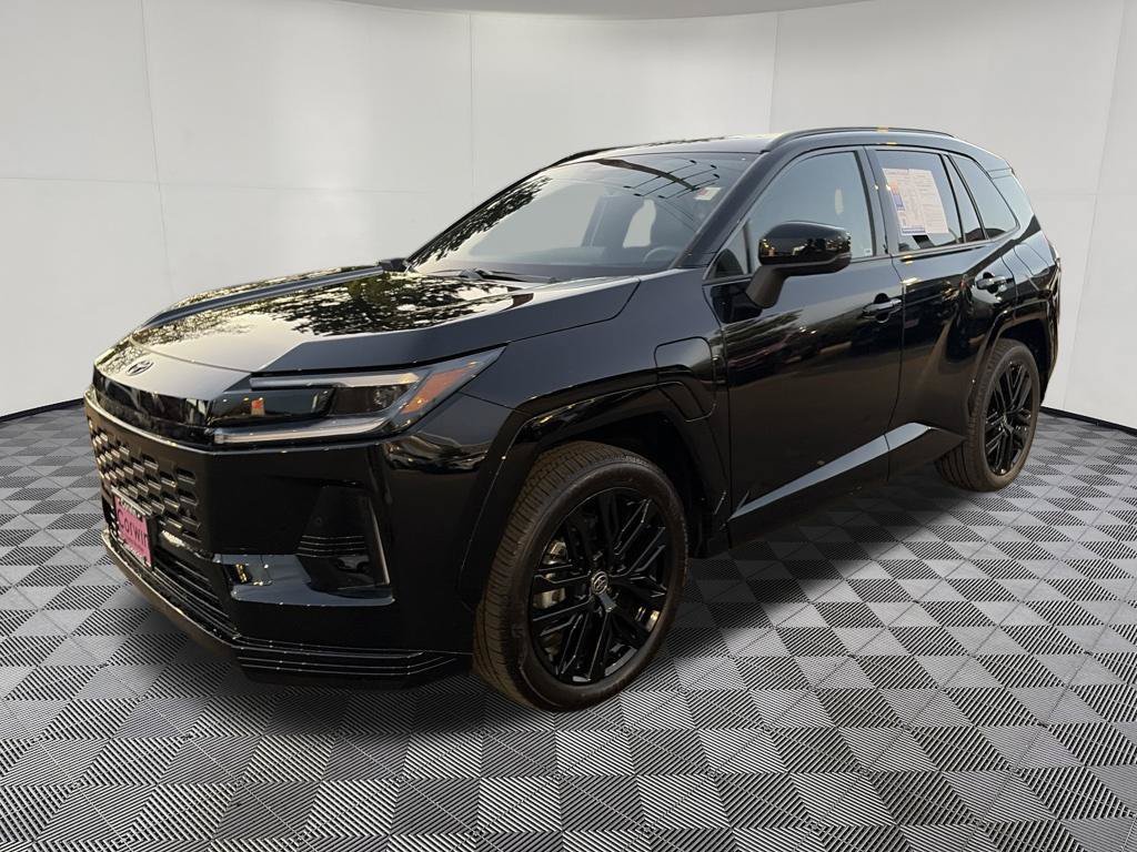 Used 2026 Toyota RAV4 XSE w/ Weather Package AWD/4WD image 4