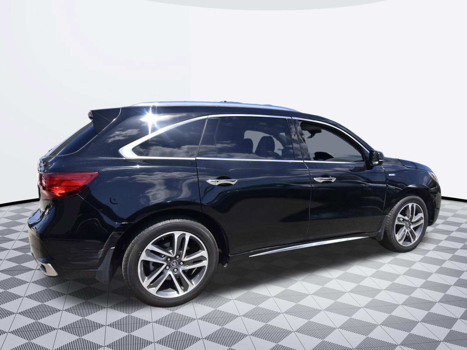 Used 2017 Acura MDX Sport Hybrid w/ Advance Pkg image 4