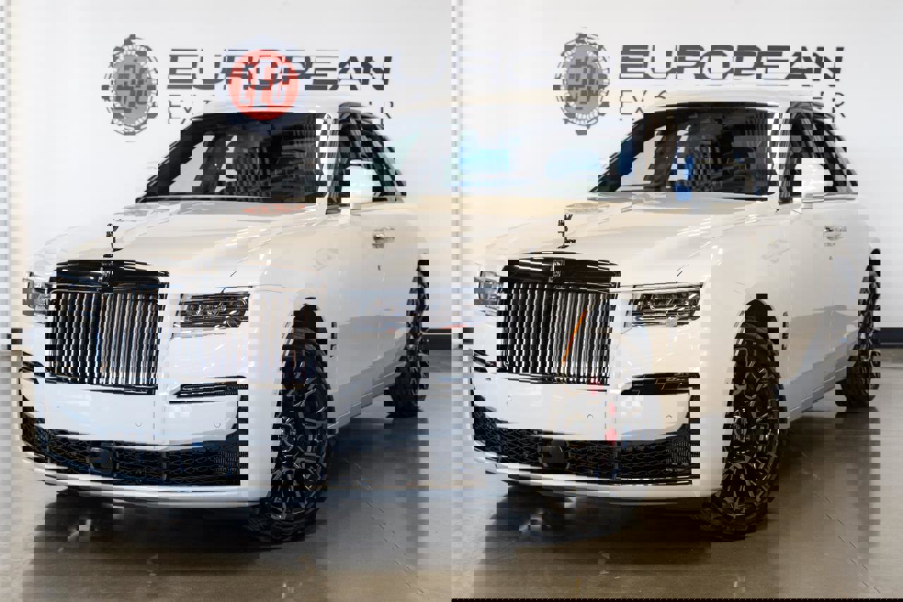 Used 2022 Rolls-Royce Ghost Black Badge image 35